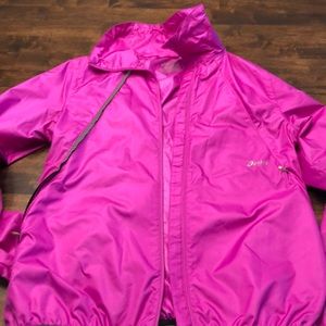 Wind breaker